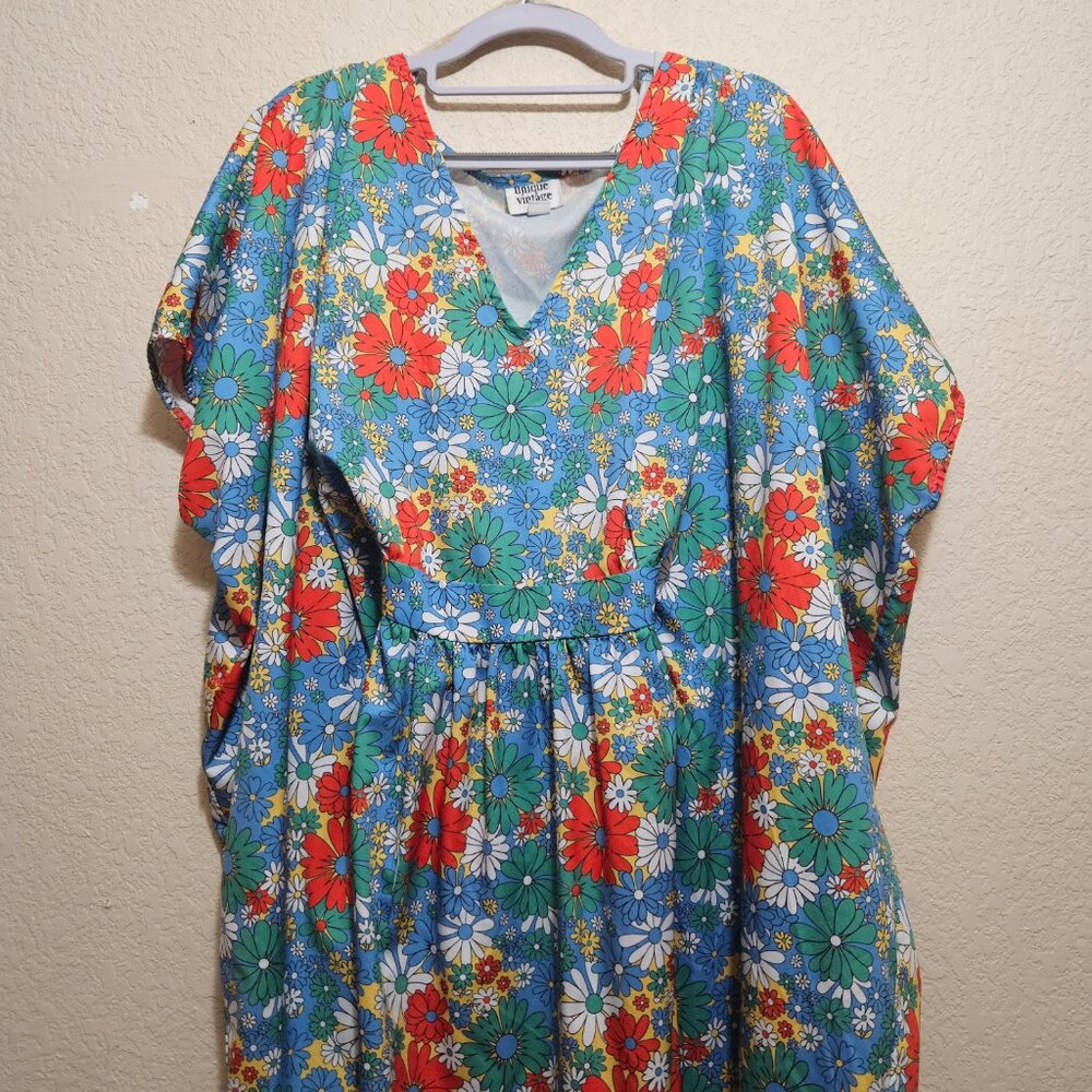 Unique Vintage Floral Caftan